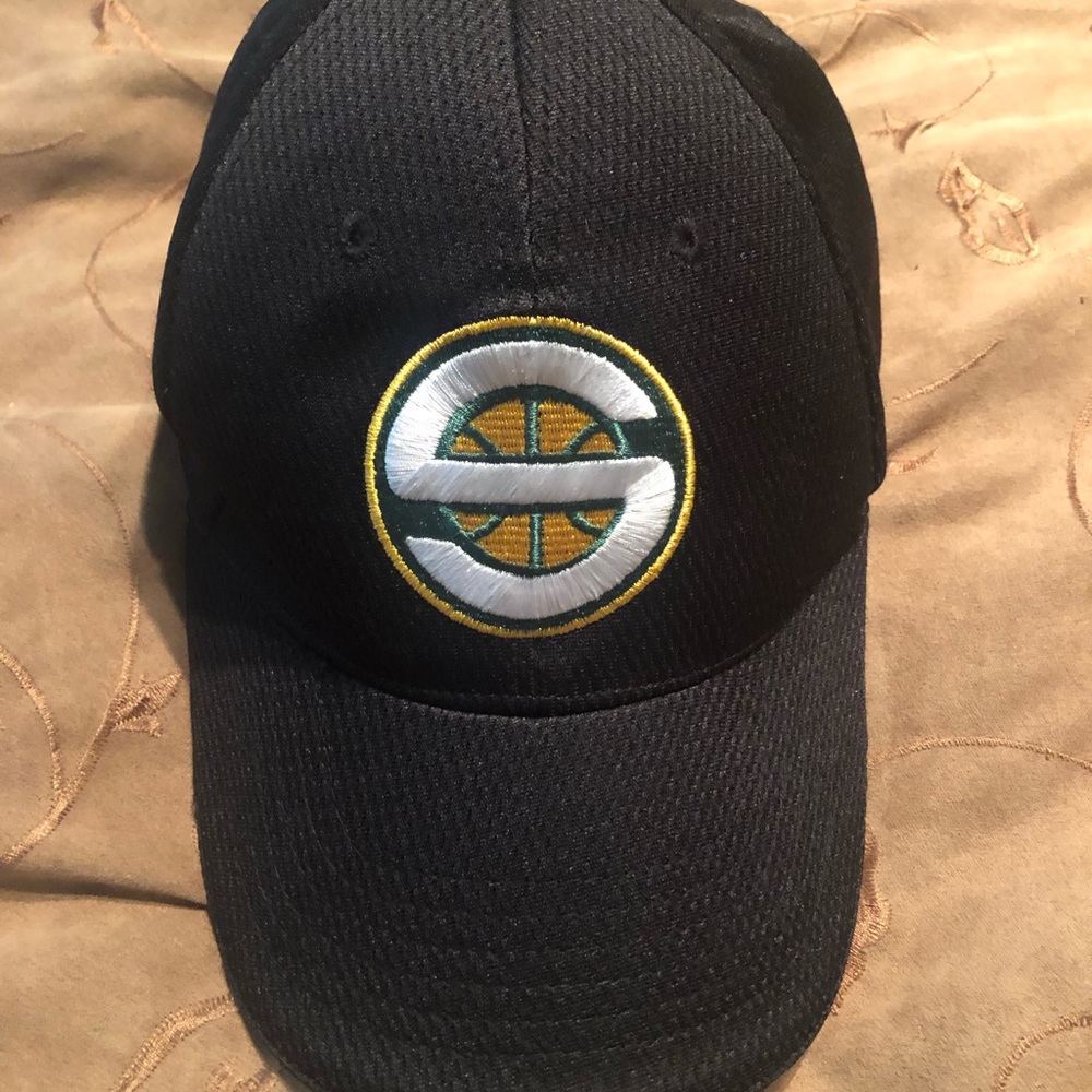 Seattle Supersonics cap hat made by Sunrise Identity One Sz Fits Most